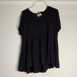 Small black flowy top
